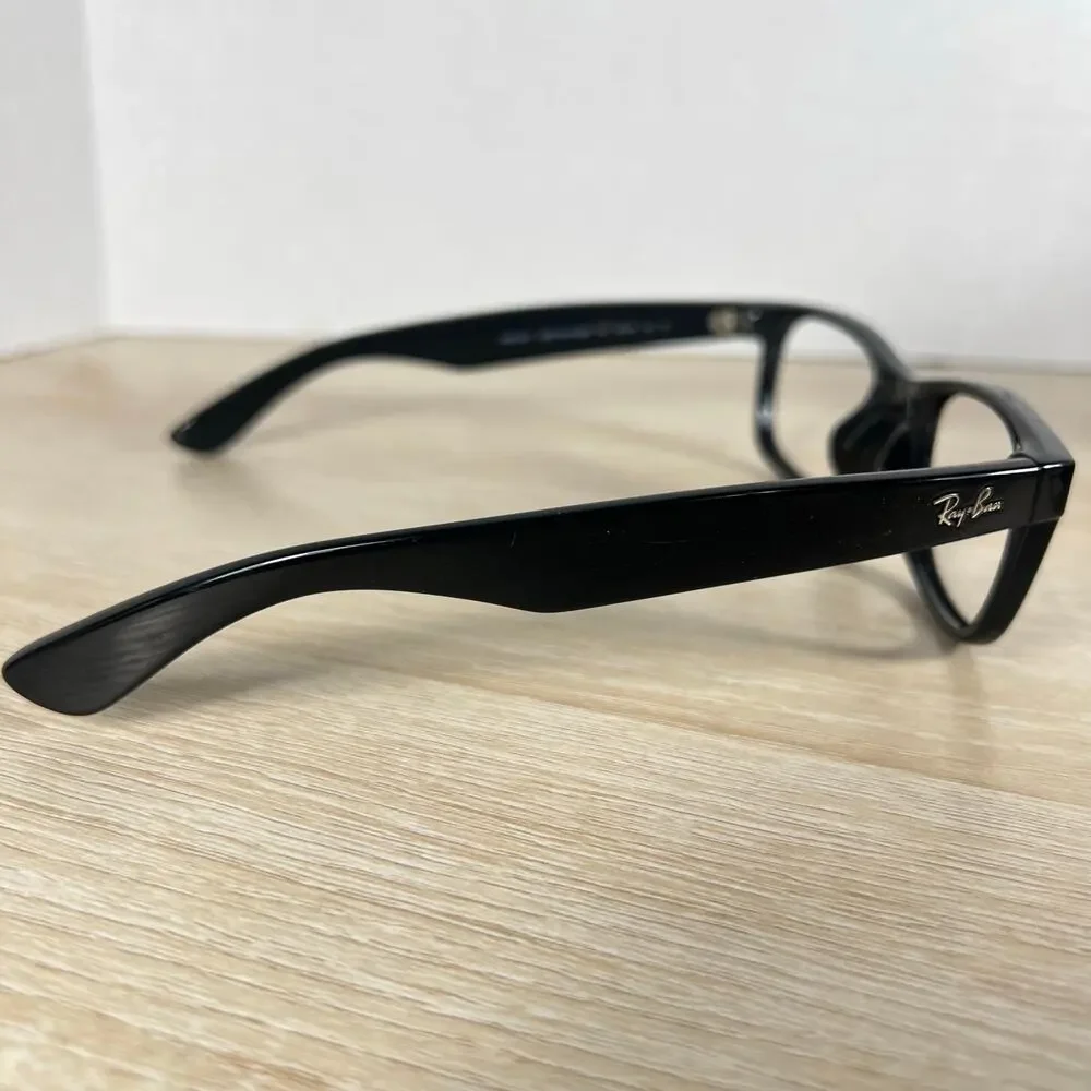 Ray-Ban RB2132-F New Wayfarer 901 Sunglasses Polished Black Frames 52-18 Italy